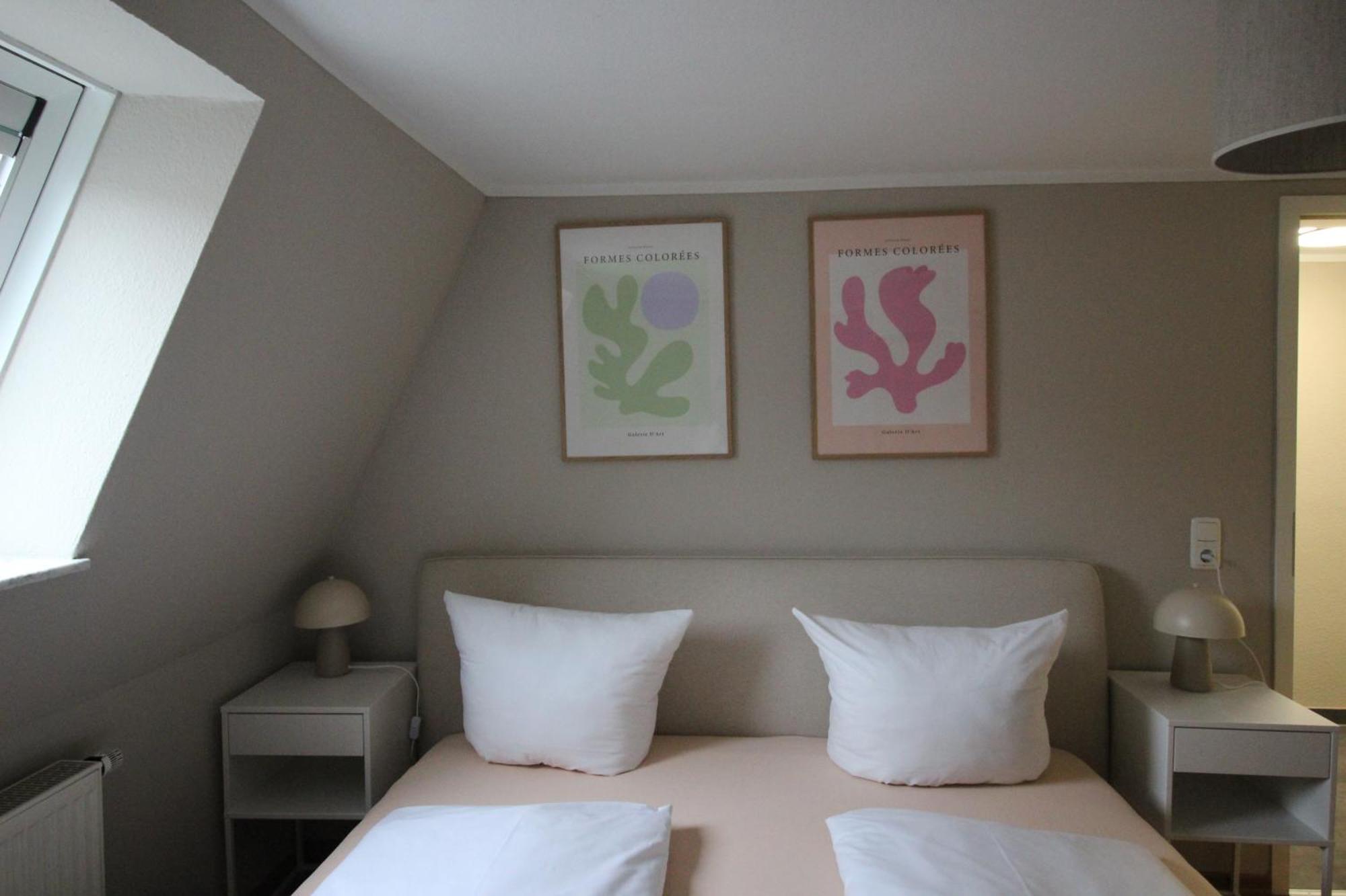 Homie Stay Schiestlstrasse - Moderne Dachgeschosswohnung Mit 2 Schlafzimmern Würzburg Esterno foto